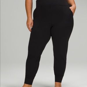 Lululemon align joggers, size 6, black, never worn. Og 110.74 after tax